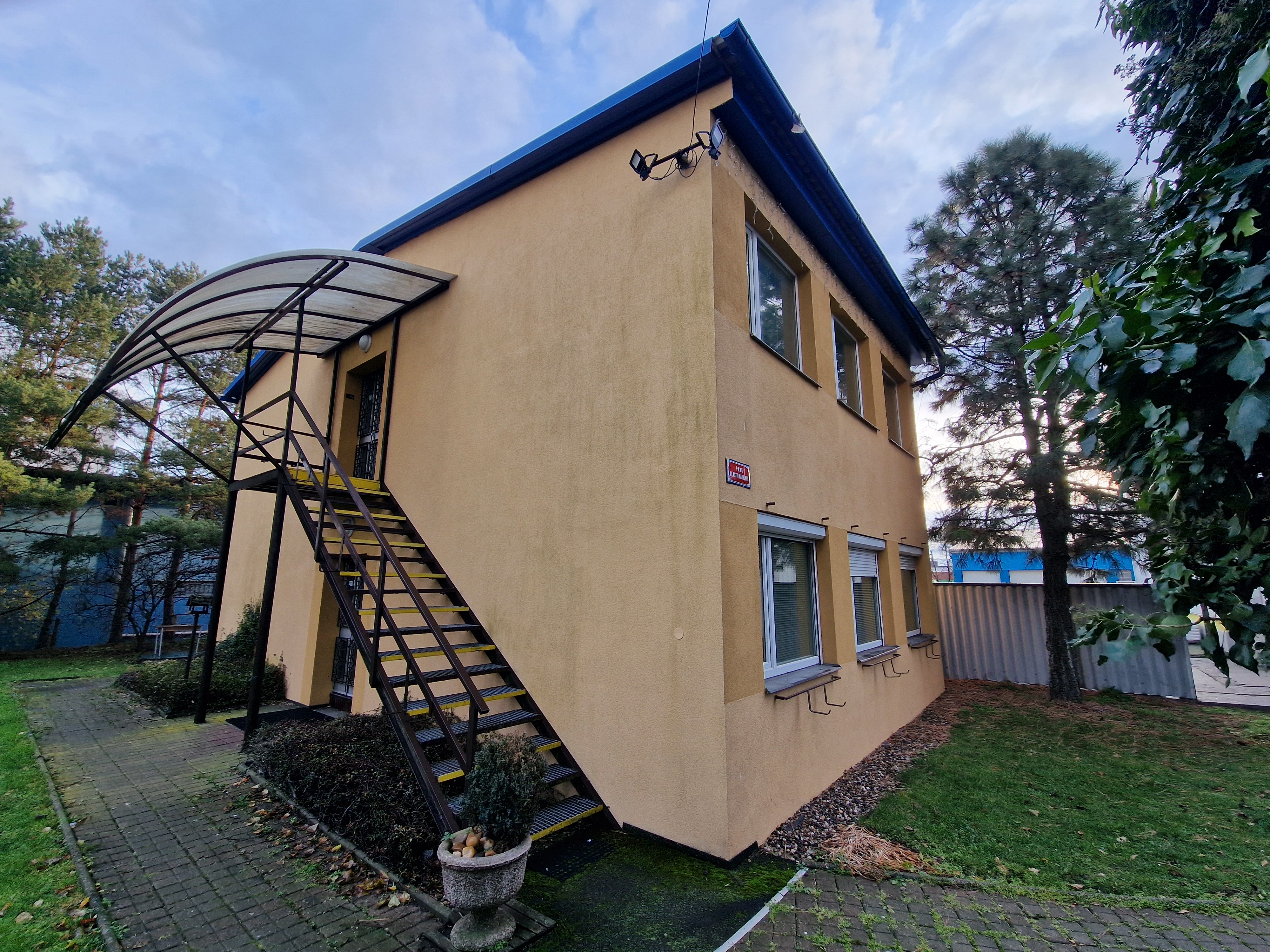 Kancelářské prostory - obrázek 2